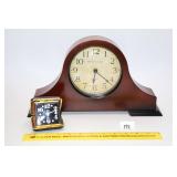 Baldauf Plastic Mantle Clock, battery powered &