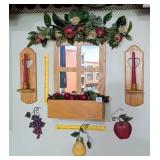 Group of Wall Décor       Located in Kitchen