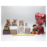 Group of collectibles including Ceramic Homco