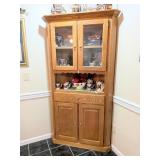 Oak Corner Hutch; measures approx. 40 1/2 in W x