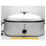 GE 18 Qt Roaster Oven      Located in laundry