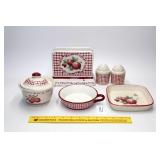 Group of Pfaltzgraff "Delicious" Pattern