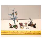 Hawthorne Village Seasonal Accessories