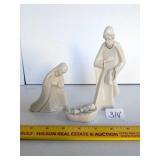 Mikasa Ceramic 3-Piece Nativity         Located