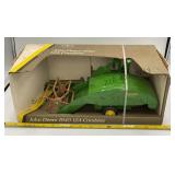 John Deere 1940 12A Combine