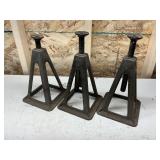 3 - Stabilizer Jacks