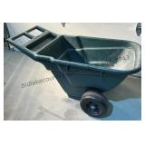 Rubbermaid 2 Wheel Lawn Cart