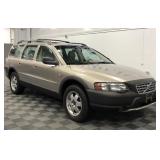 2001 Volvo V70 XC - Leather - Sunroof - AWD