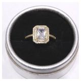 Stunning Gold Colored Fashion Ring (Size 9)