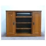 Med Oak Entertainment Stand w/2 Cabinets & Shelves