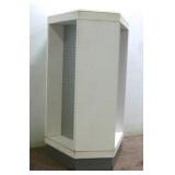 White 3 Sided Display (No Shelves) 29" x 26" x 4