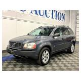 2005 Volvo XC90 - Sunroof - AWD
