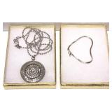 Shiny Silver Colored Pendant Necklace & Bracelet