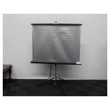 Focal Tripod Projector Dimension 36"x44"