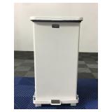 Rubbermaid Metal Trash Can