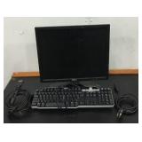 Dell P190st Monitor & Keyboard - Powers on