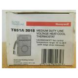 Honeywell Medium Duty Heat/Cool Thermostat