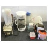 Black&Decker Coffee Maker, Toaster, Cups