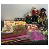 Holiday Bags & Decor