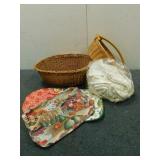 Wicker Baskets & Place Mats Wicker Baskets & Place Mats