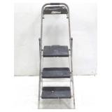 Three Steps Ladder w/Shelf
