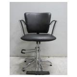 CCI Hydraulic Professional Stylist Chair