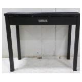 (1) Yamaha Piano Stool