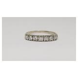 (7) Diamonds Set in 14k Gold Band/Ring, Size: 5