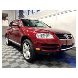 2004 Volkswagen Toureg - AWD - Leather - Loaded