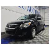 2011 Volkswagen Routan S - 89K Miles