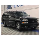 2003 Chevrolet Suburban Z71 - 4x4 - Fully Loaded