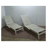 (2) Poolside Lounge Chairs (7