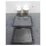 Set of (4) Assorted Cookware Items