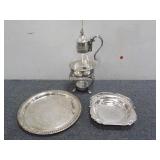 Assorted Decorative Kitchenware