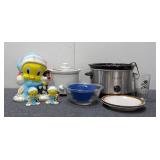 Assorted Kitchen Items