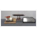 Paint Sprayer, Desk Lamp, & Food Saver