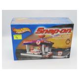 Snap-on Hot Wheels Service Station