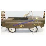 USA 82412 Army Pedal Car
