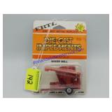 1/64 Ertl, Case IH Grinder/Mixer