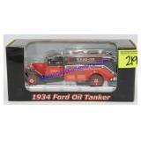 Snap-on 1/43 1934 Ford Oil Tanker