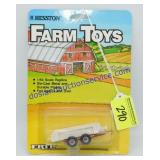 1/64 Ertl, Hesston Manure Spreader