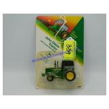 1/64 John Deere Pow-R-Pull Tractor, Ertl