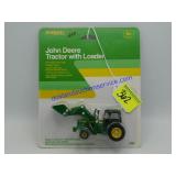 1/64 John Deere Tractor w/ Loader, Ertl