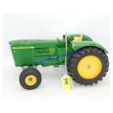 1/16 John Deere 5020 Diesel Tractor