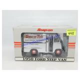 1/24 Snap-on 1950 Ford Step Van