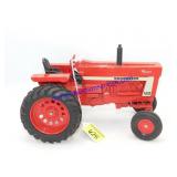 1/16 International 966 Hydro