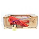 1/16 McCormick IH 1-PR Corn Picker, Ertl
