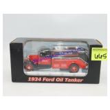 1/43 Snap-on 1934 Ford Oil Tanker