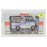 1/24 Snap-on 1950 Ford Step Van Tool Truck