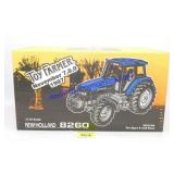 1/16 New Holland 8260